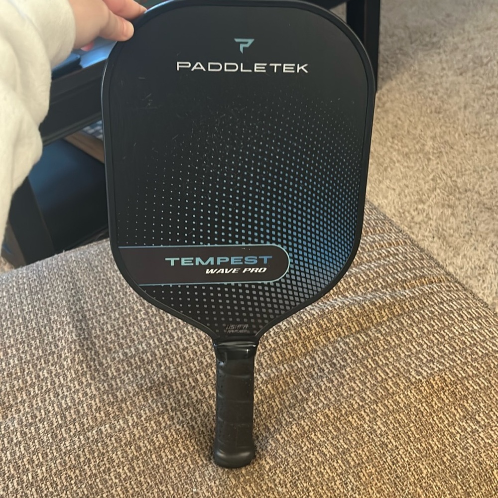 Paddletek pickle ball paddle